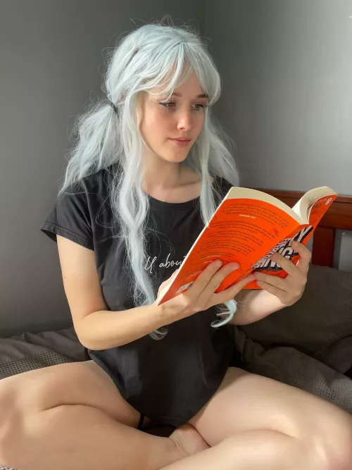 It’s the perfect season for hot tea and reading (no pants allowed)