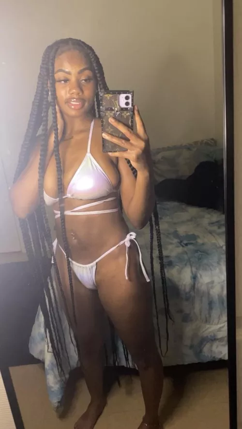 My smile cute enough or did you not notice 😅