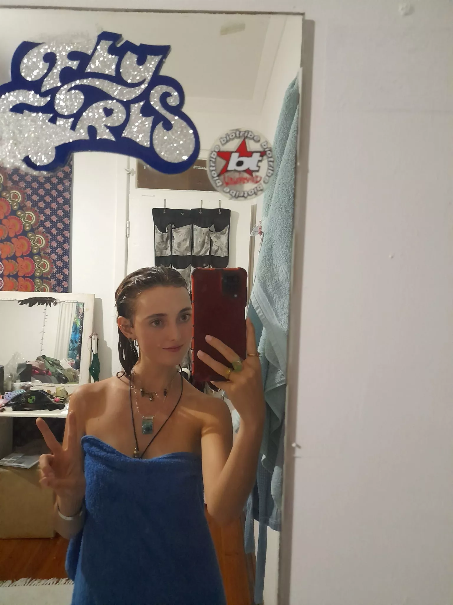 Obsessed with my hot mirror selfies today – they're basically my love letters to myself F18 OC