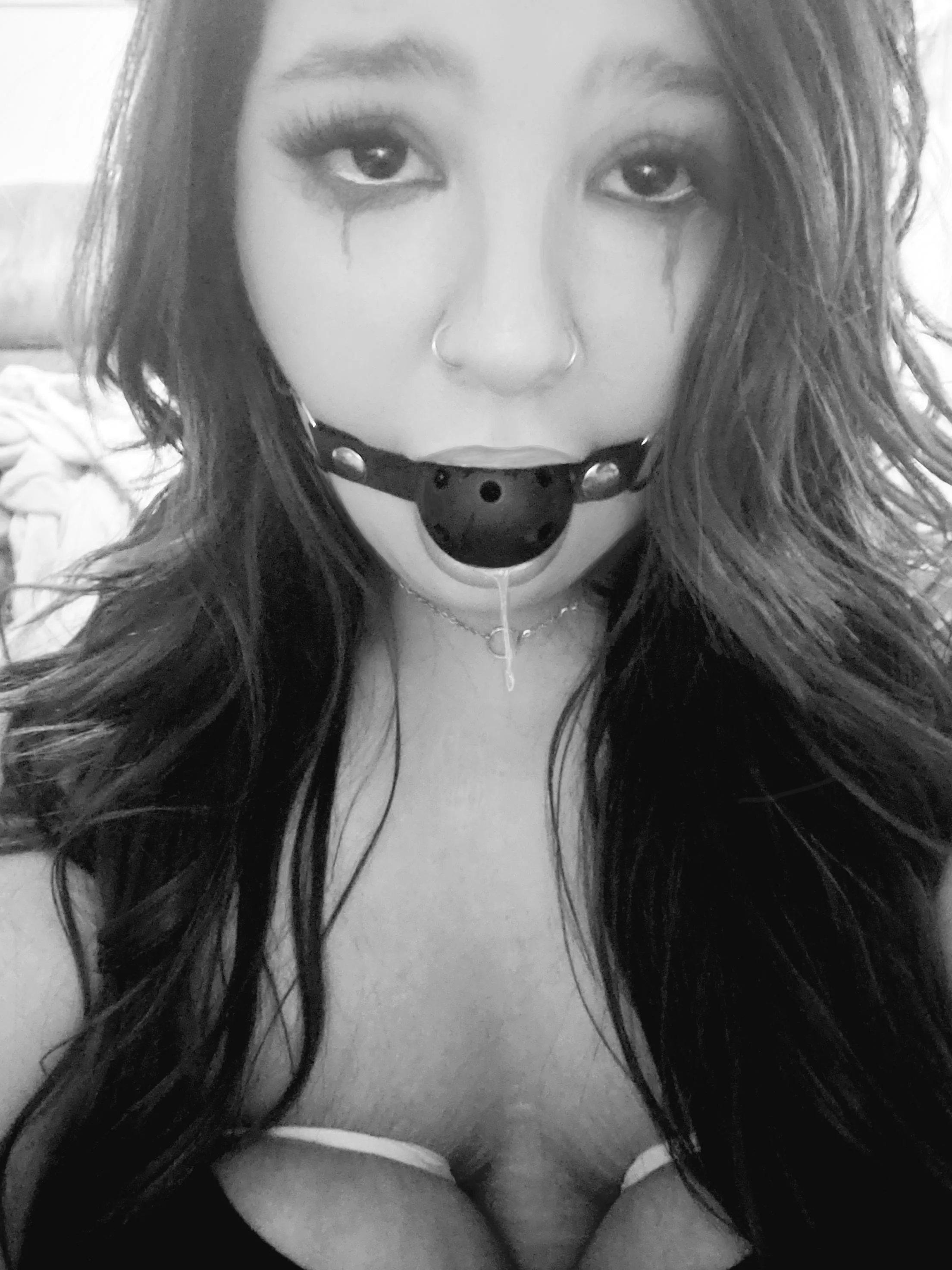 Painslut NEEDS to hurt!