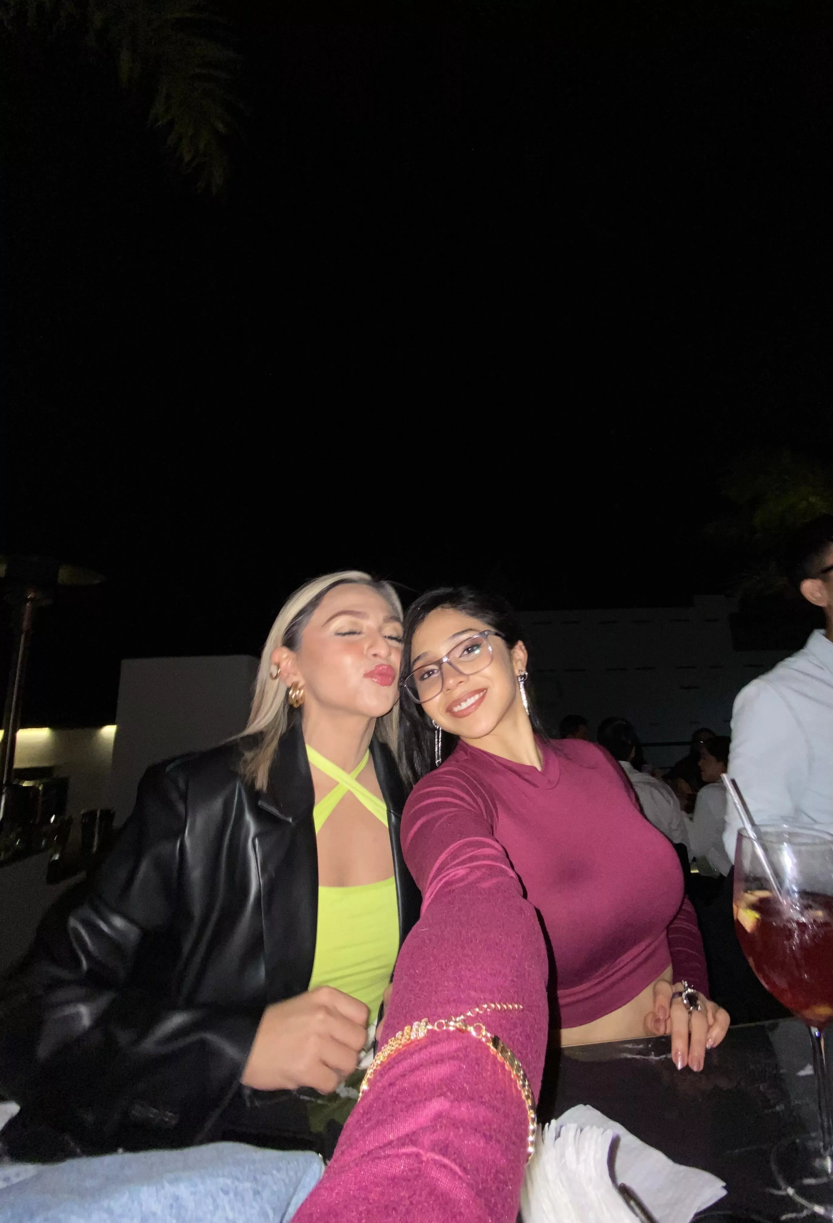 round 2: me (right) or my friend?