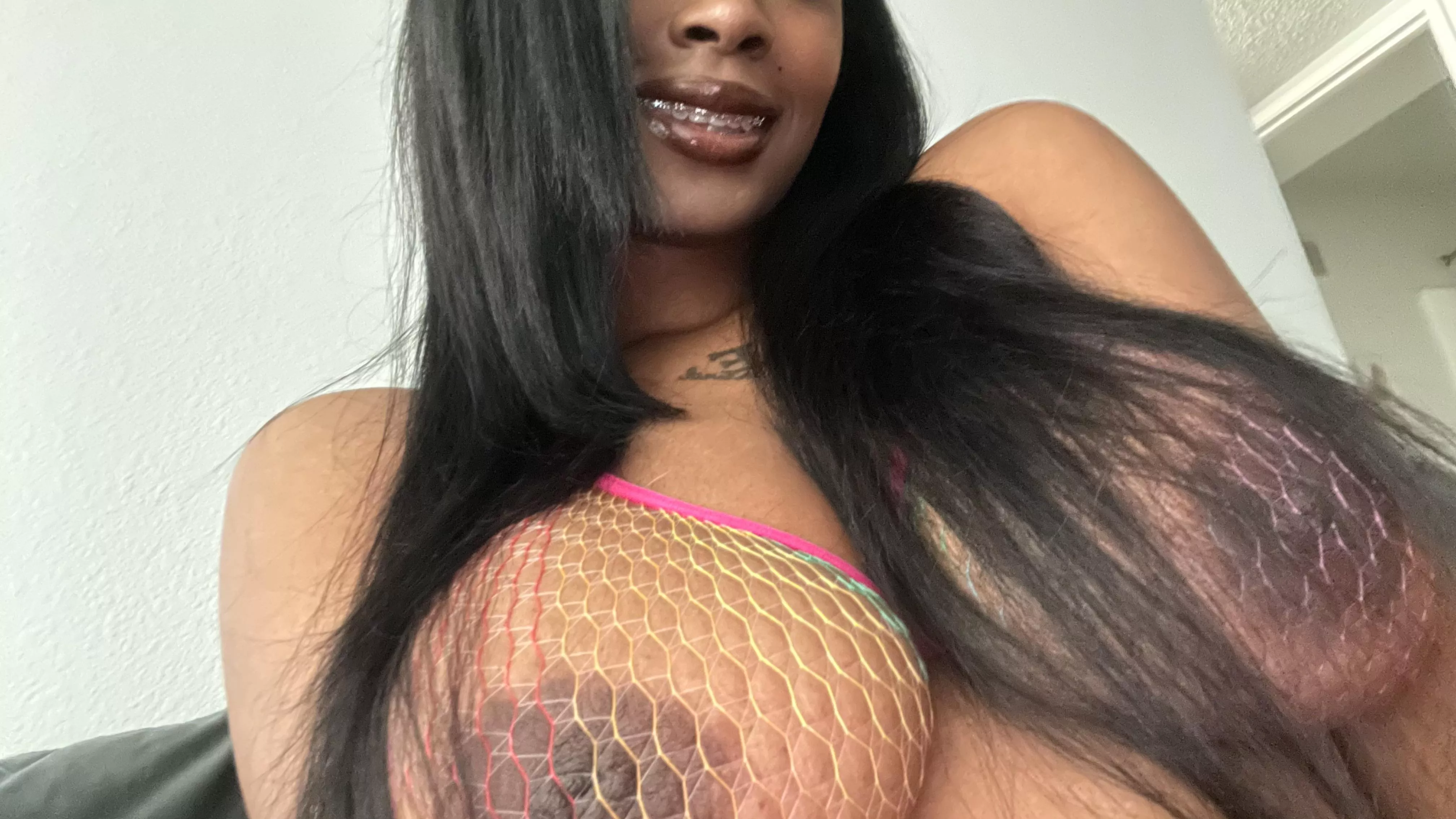 What would you think of the idea of you cummin all over me :)