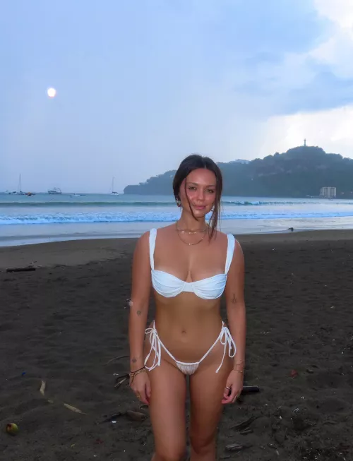 Who wants to come get wet 💦