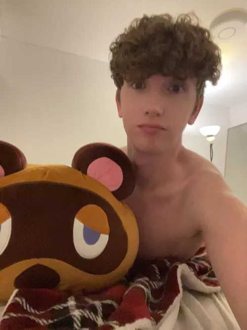 anyone else still play animal crossing? still love this little scammer