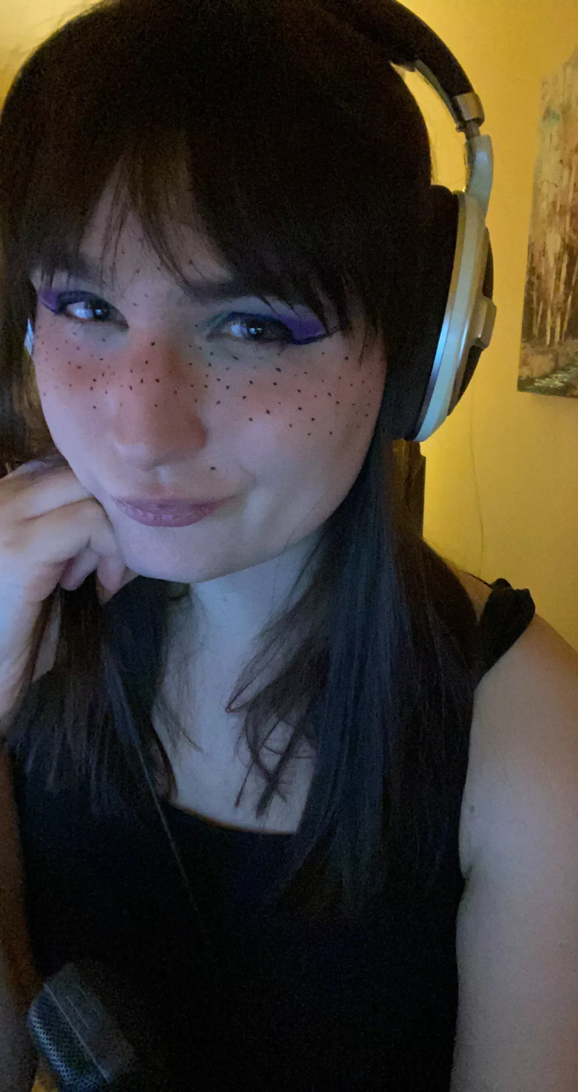 Does this makeup make me look pretty?