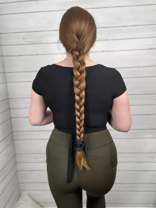 It’s haircut day! It’s just a trim but I’m still nervous😅