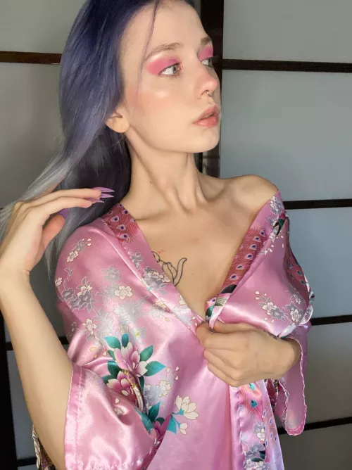 Let me show you my whole freckles