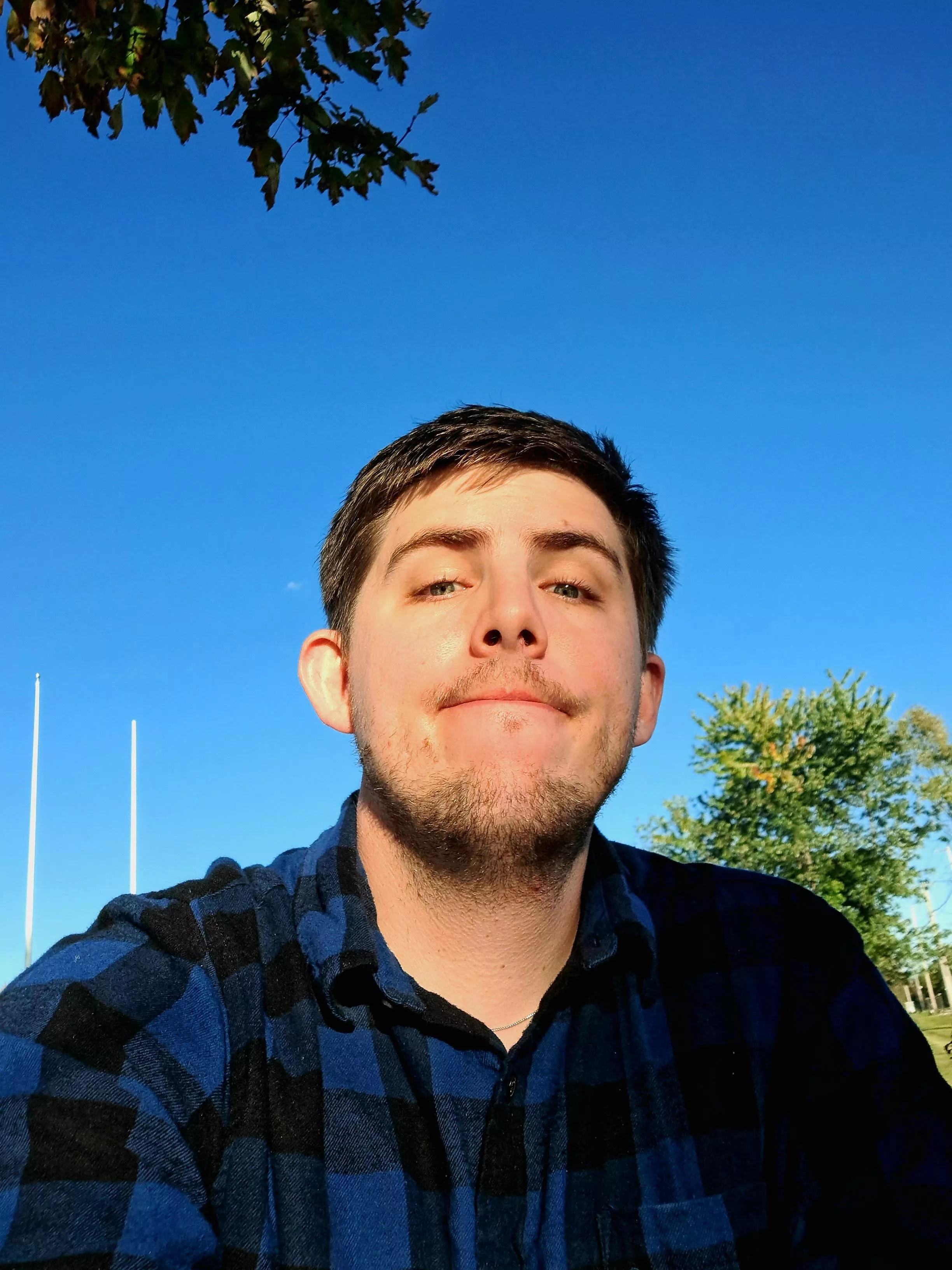 Looking for spooky/horror book recommendations