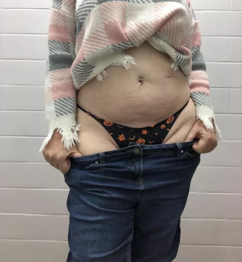 Now accepting donations to buy some clothes that fit 🤦🏻‍♀️