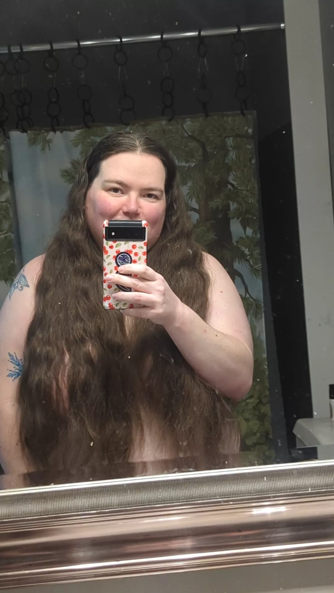 proof that my hair DOES in fact surpass my boobs since it going all the way to my butt in my last post wasn't long enough
