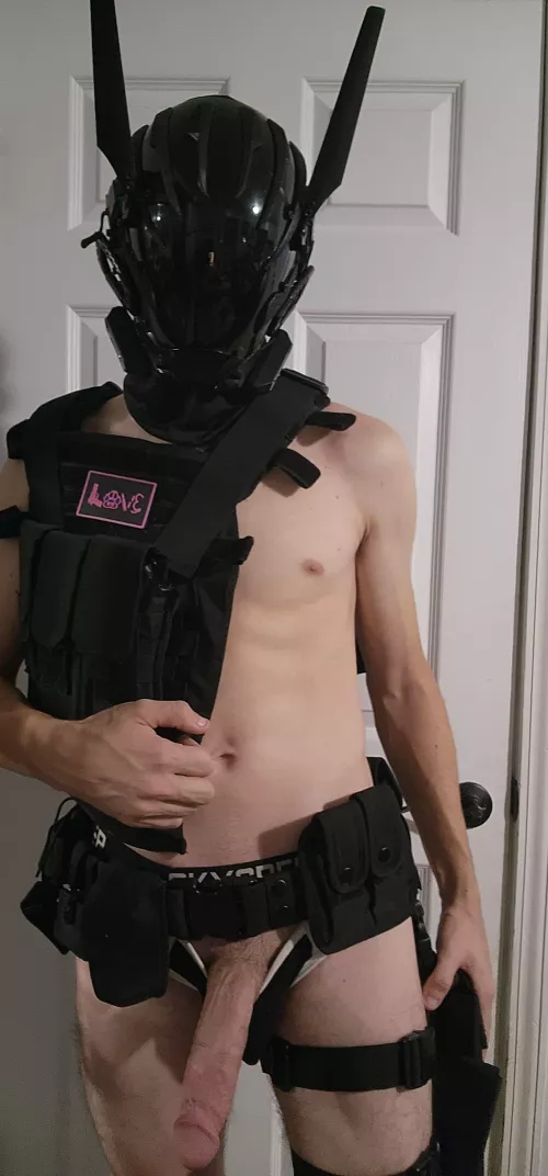 Will you help me take this gear off..? The mask stays 😈