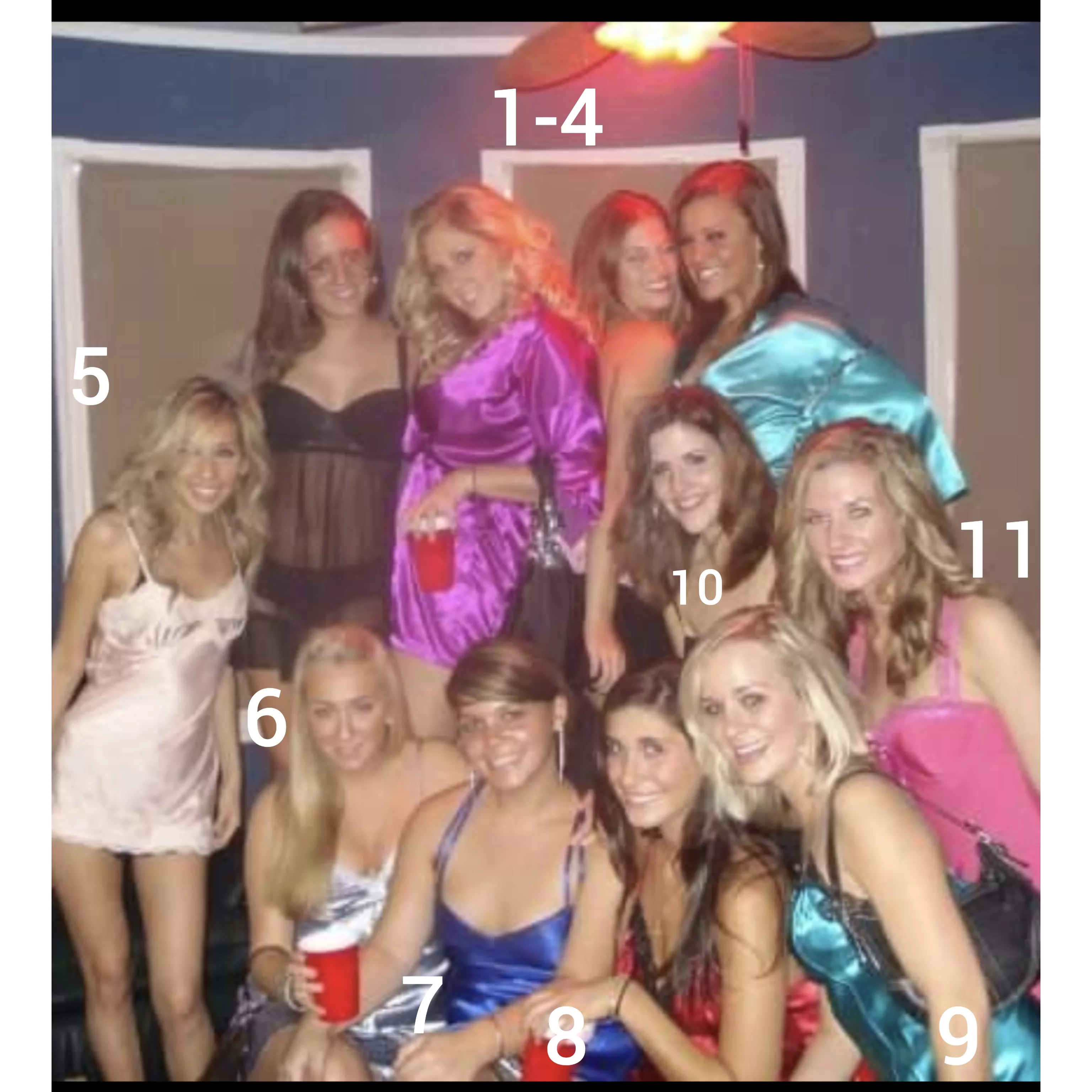 [11] college girls in lingerie