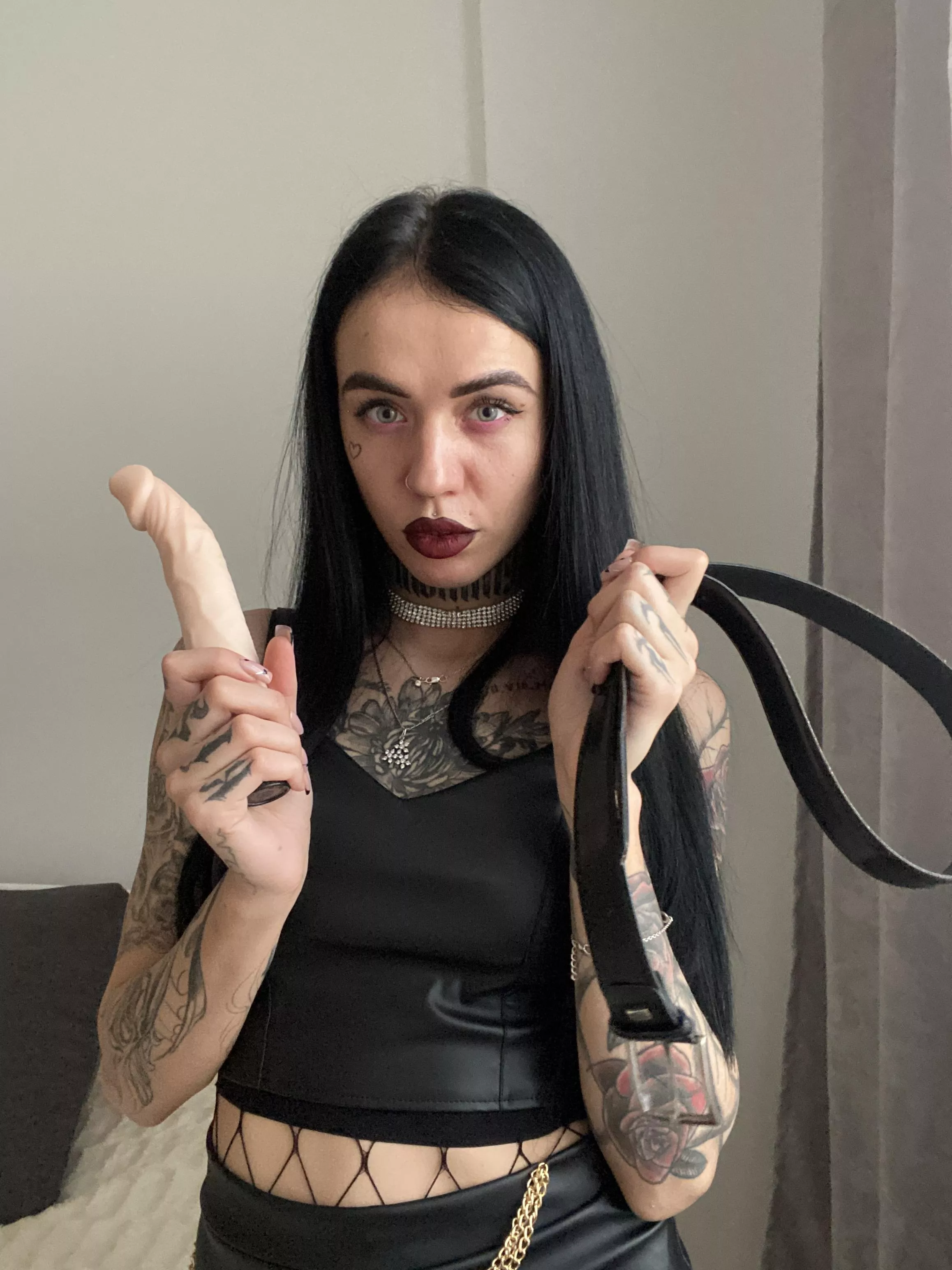 5 slaps or 5 minutes of demolishing pegging?