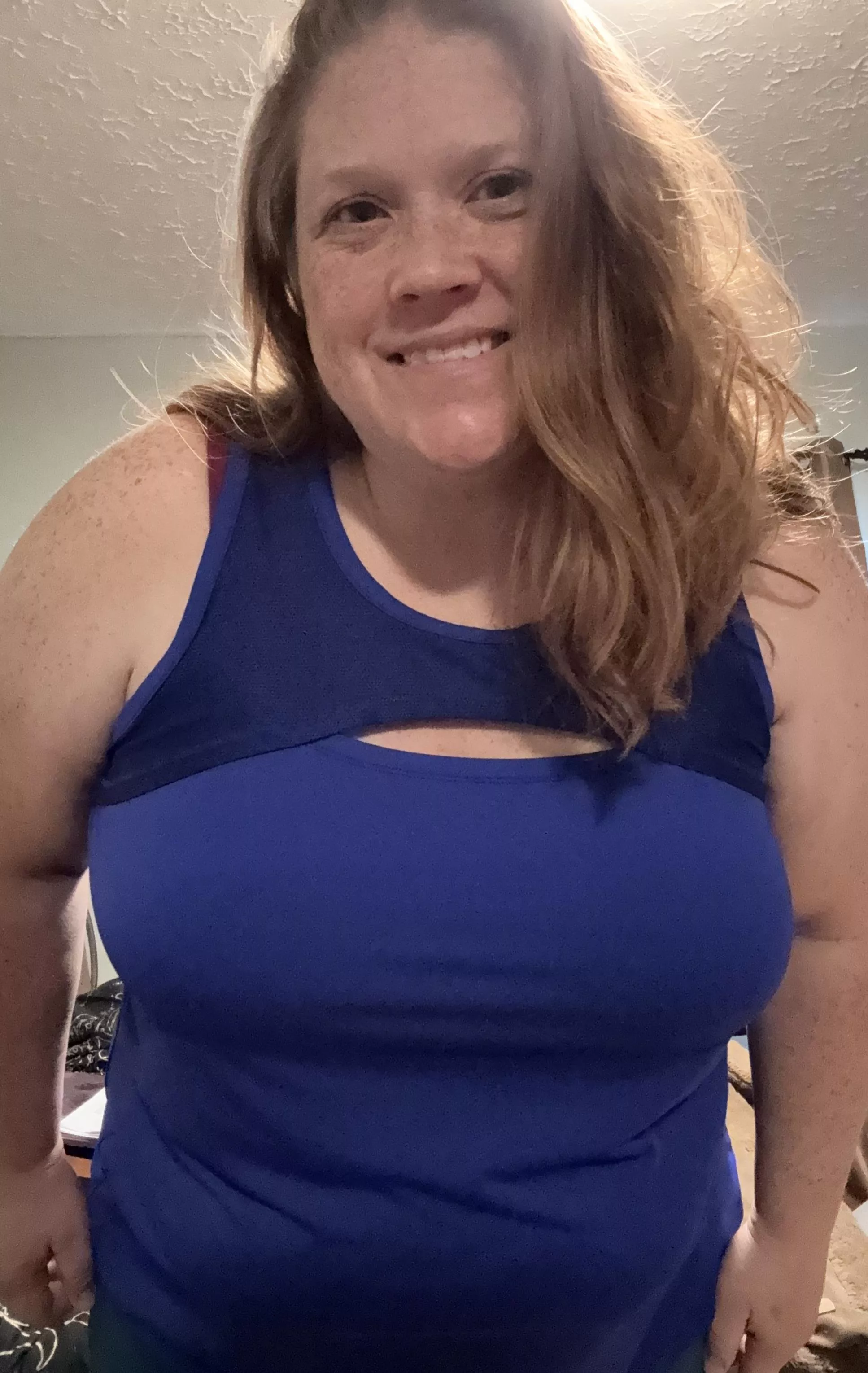 5am on a Saturday - but remembered to take one of these pics with my face