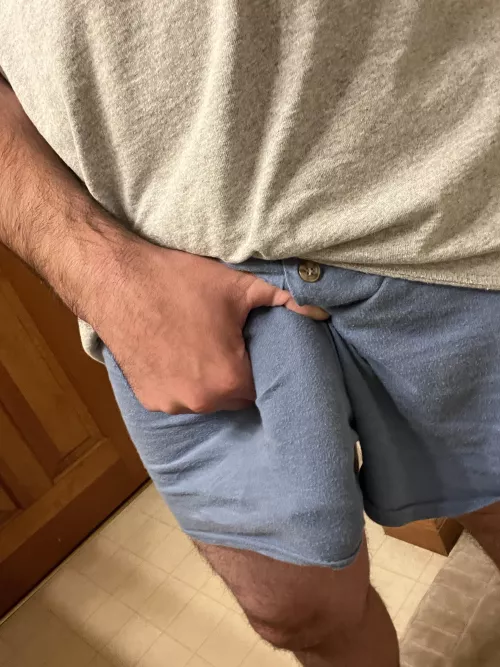 A big 🍑 or 🍈🍈s would complement nicely