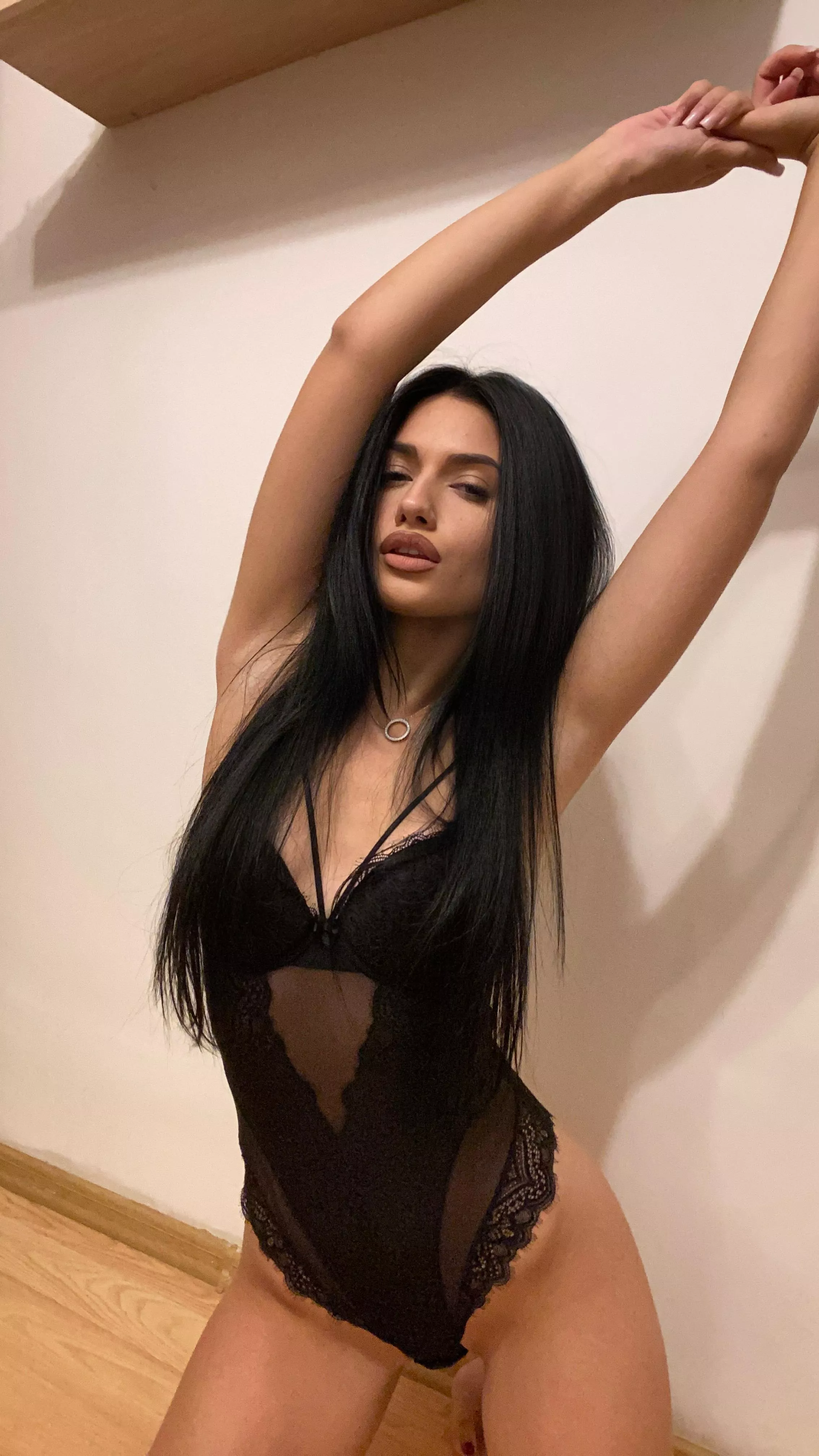 Did you call for a stacked girl?