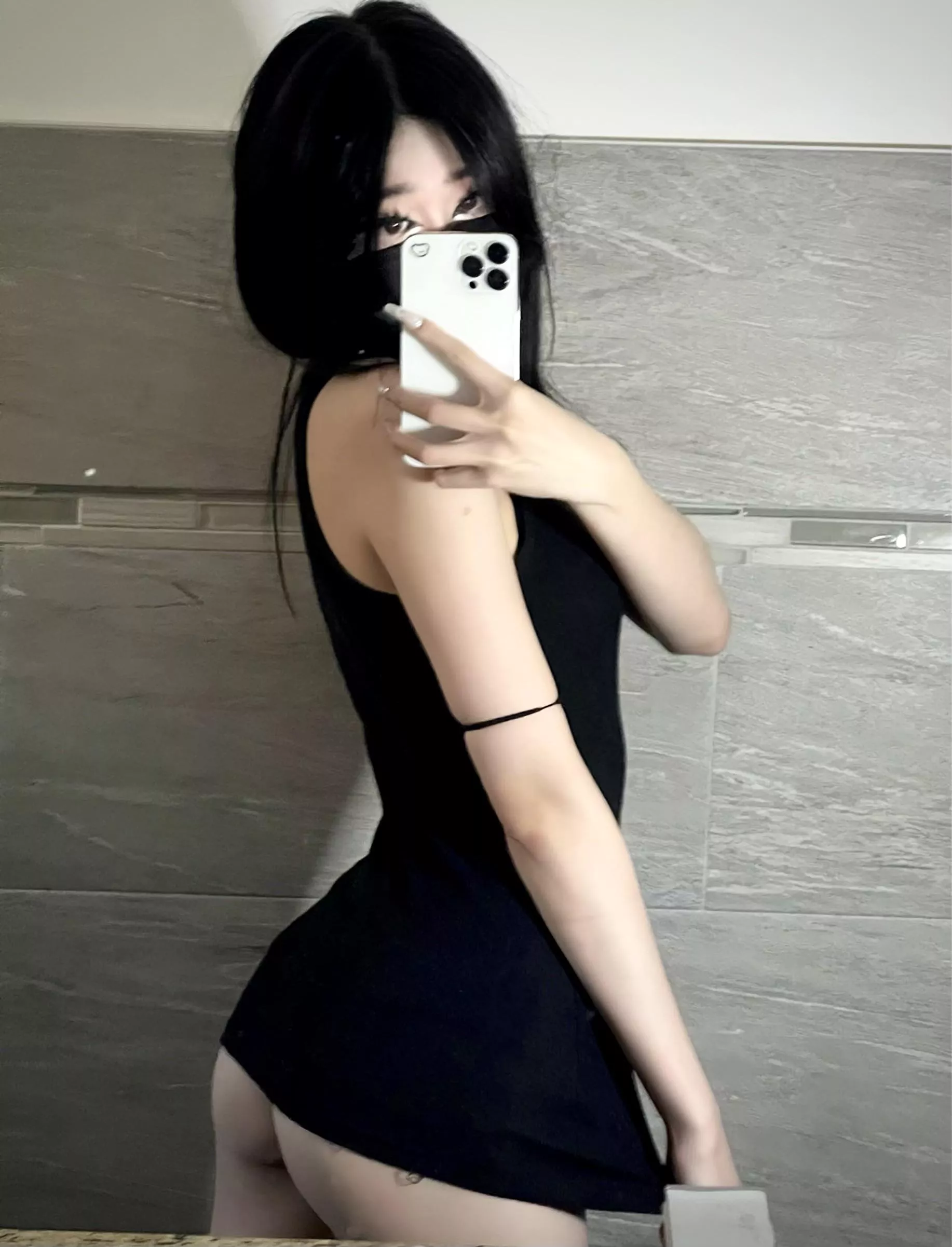 its friday night and im bored🤧✨