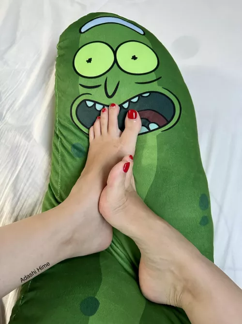 Pickle Rick enjoys it