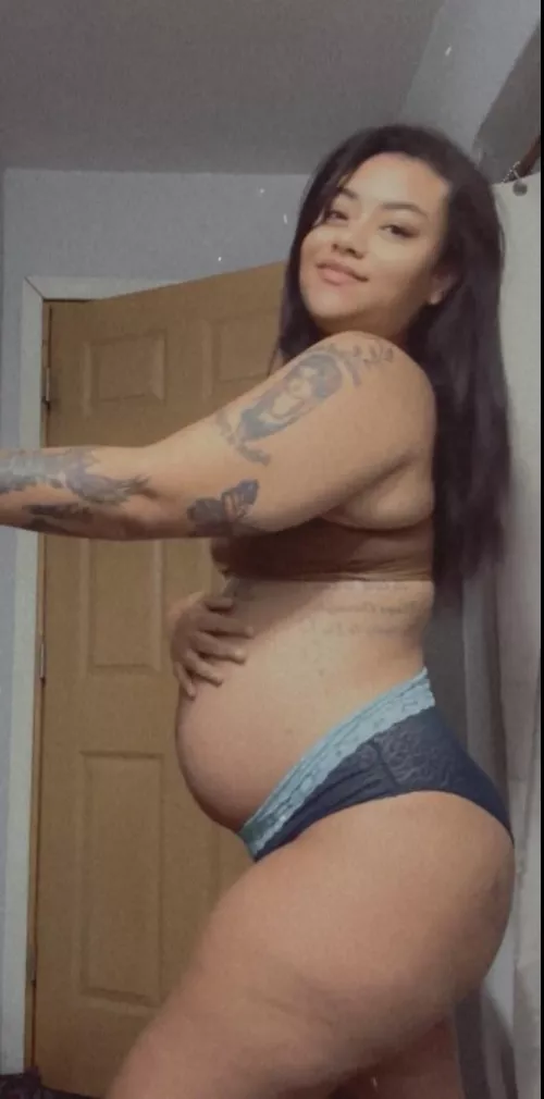 The bigger I get the sexier I feel 😈