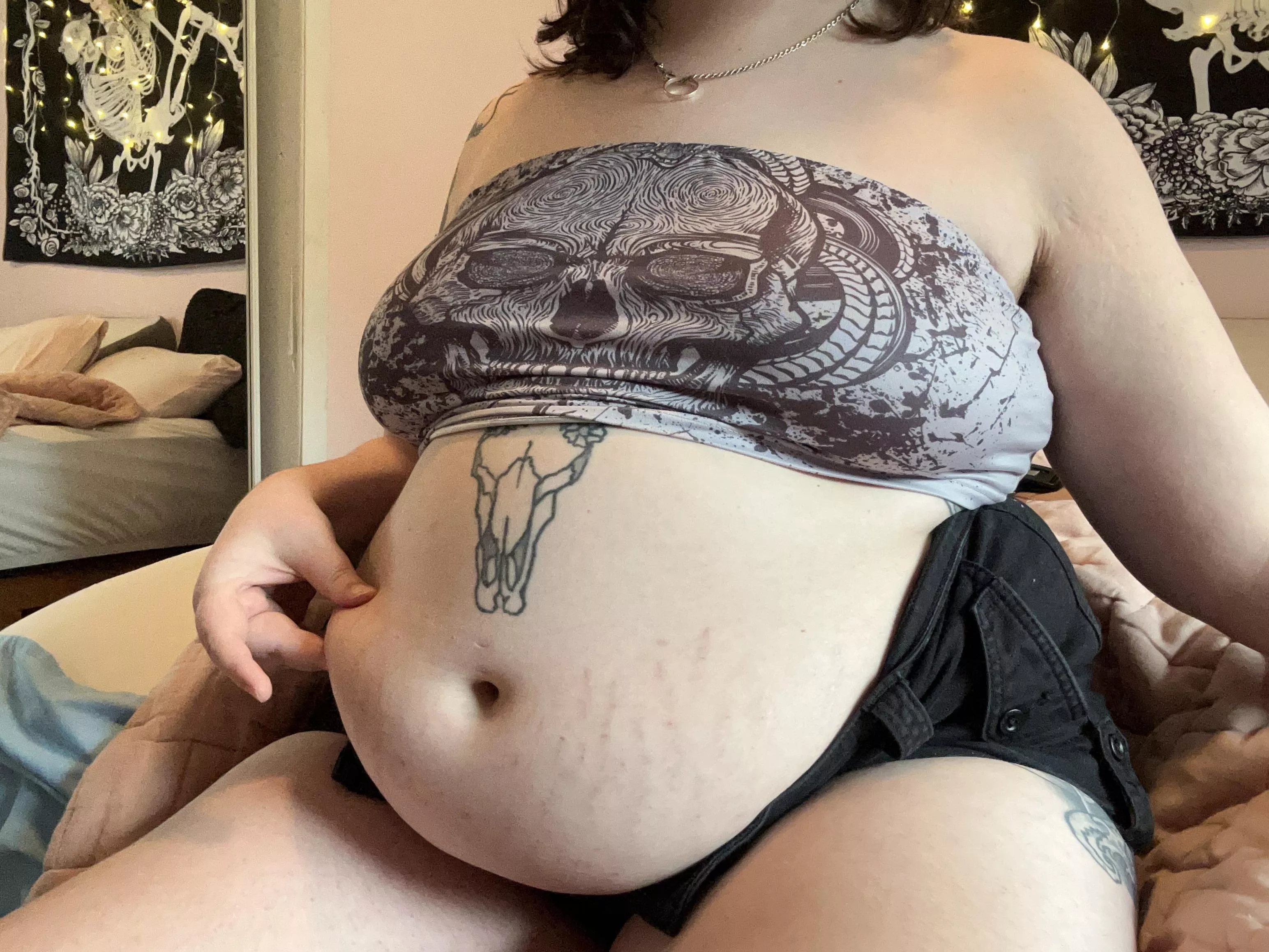 When she thinks she’s an ⌛️ but she’s starting to look more like a 🎃