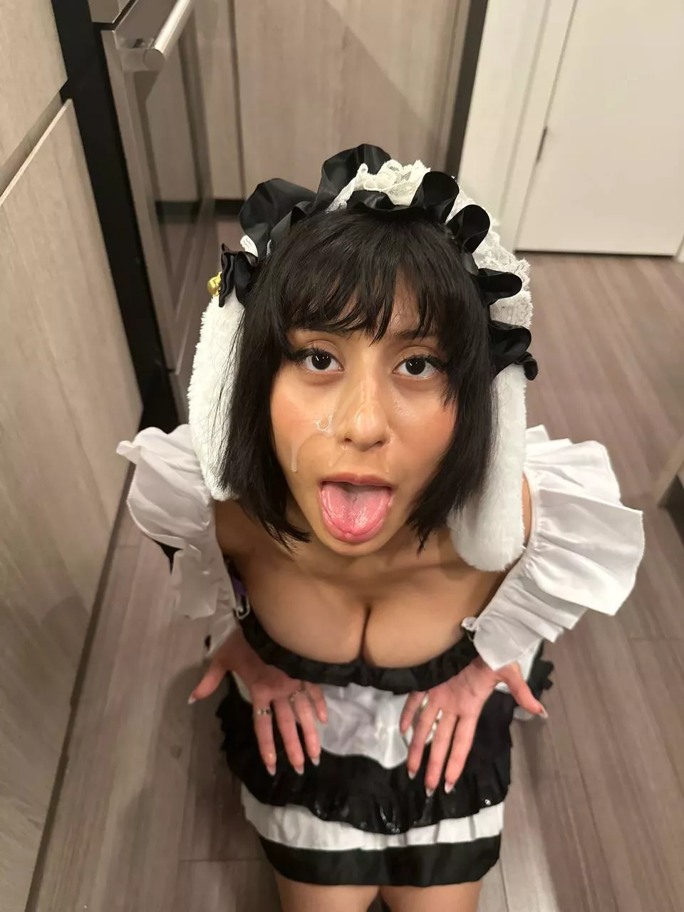 whenever me and my friends get fucked we send eachother “cum vlogs”