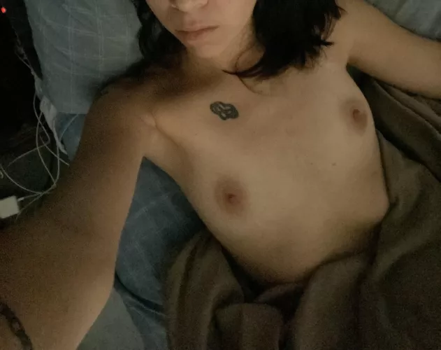 37 5’3 95lbs today is a stay in bed day