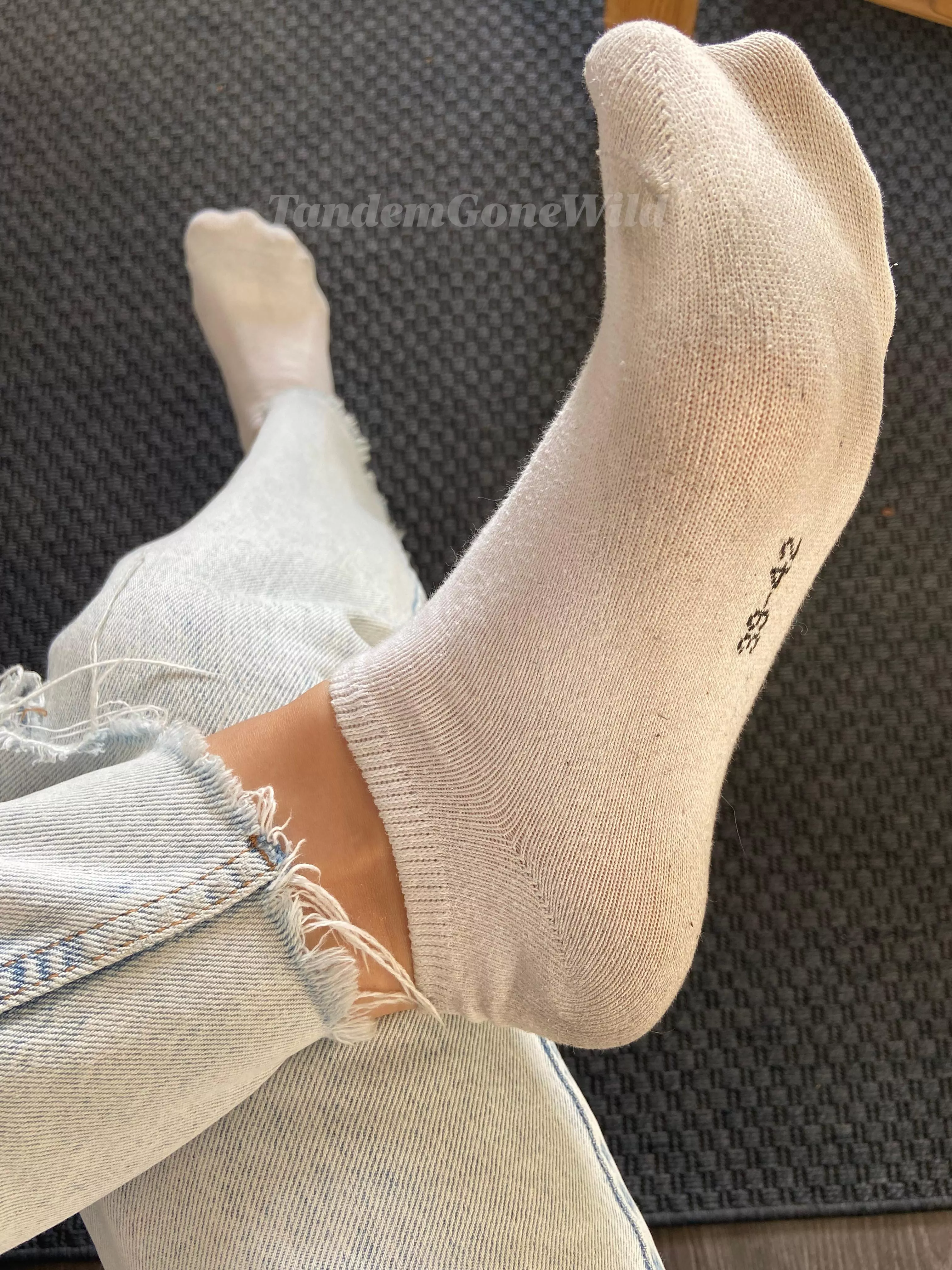 Classic white comfort 🤍