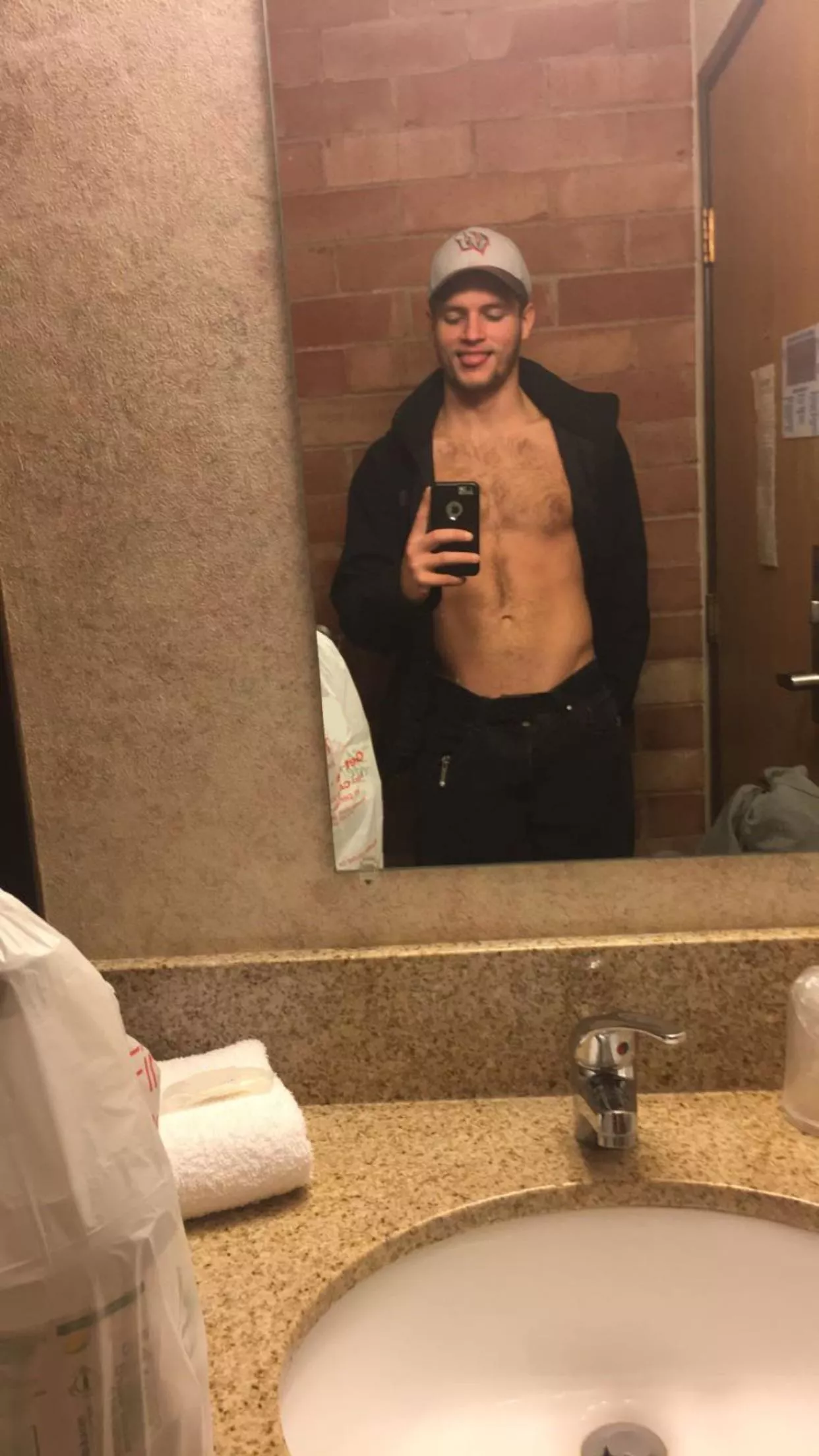 Come have fun with me