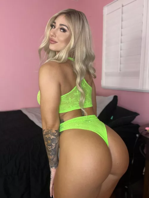 i can be your lap warmer