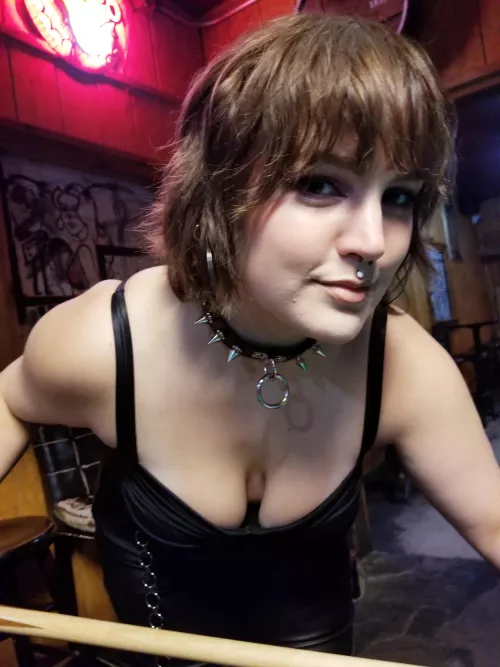 [OC] date night shooting pool at a dive w my [F]27 wife.