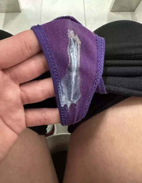 Reading my messages does this to me