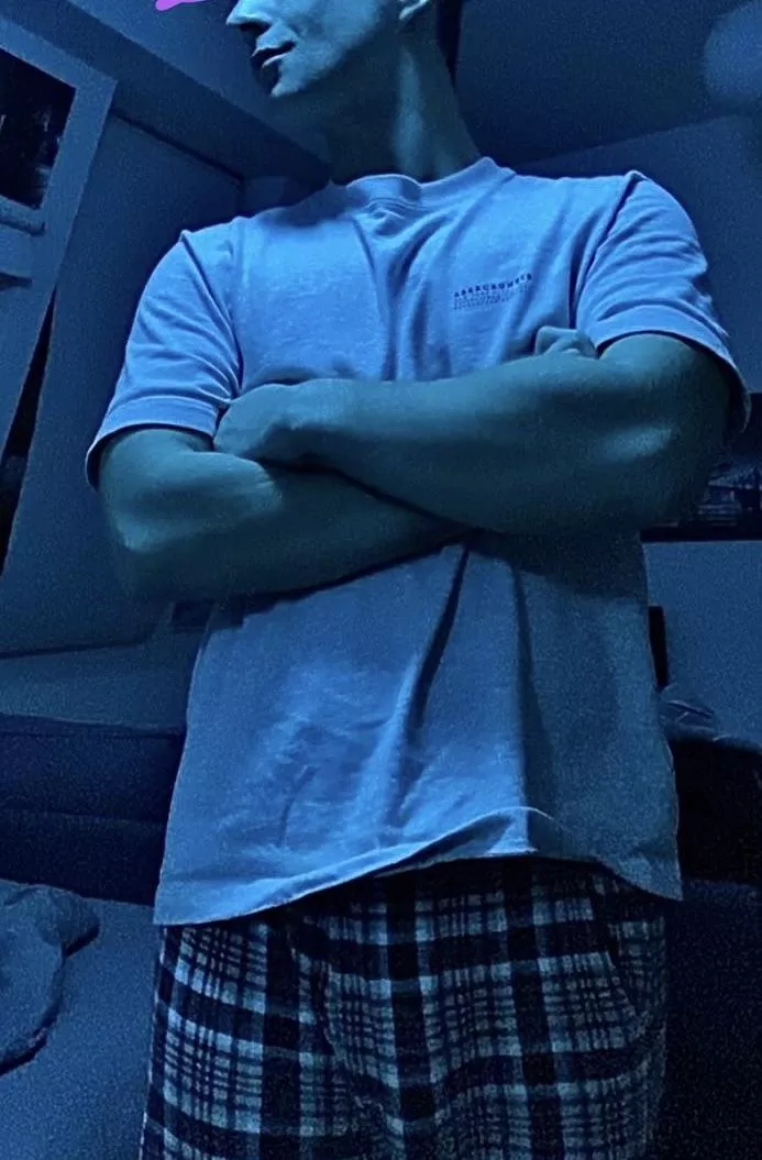 You look lonely… I can fix this