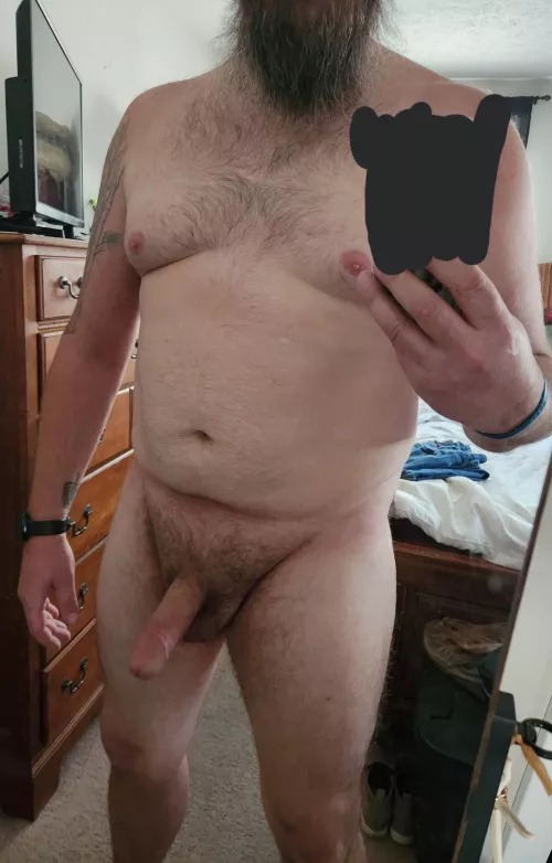 [39] The weekends almost over. Wanna end it with a bang?