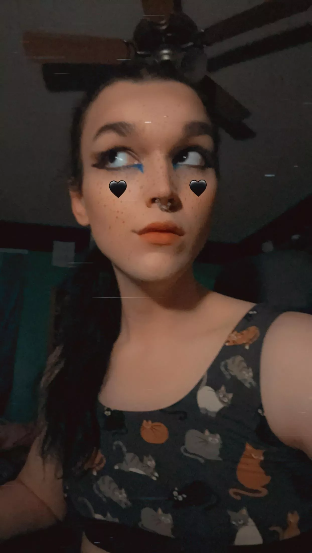 Blue eyeliner goes kinda crazy :3