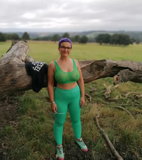 Feeling meen in green xx 41F 5ft UK