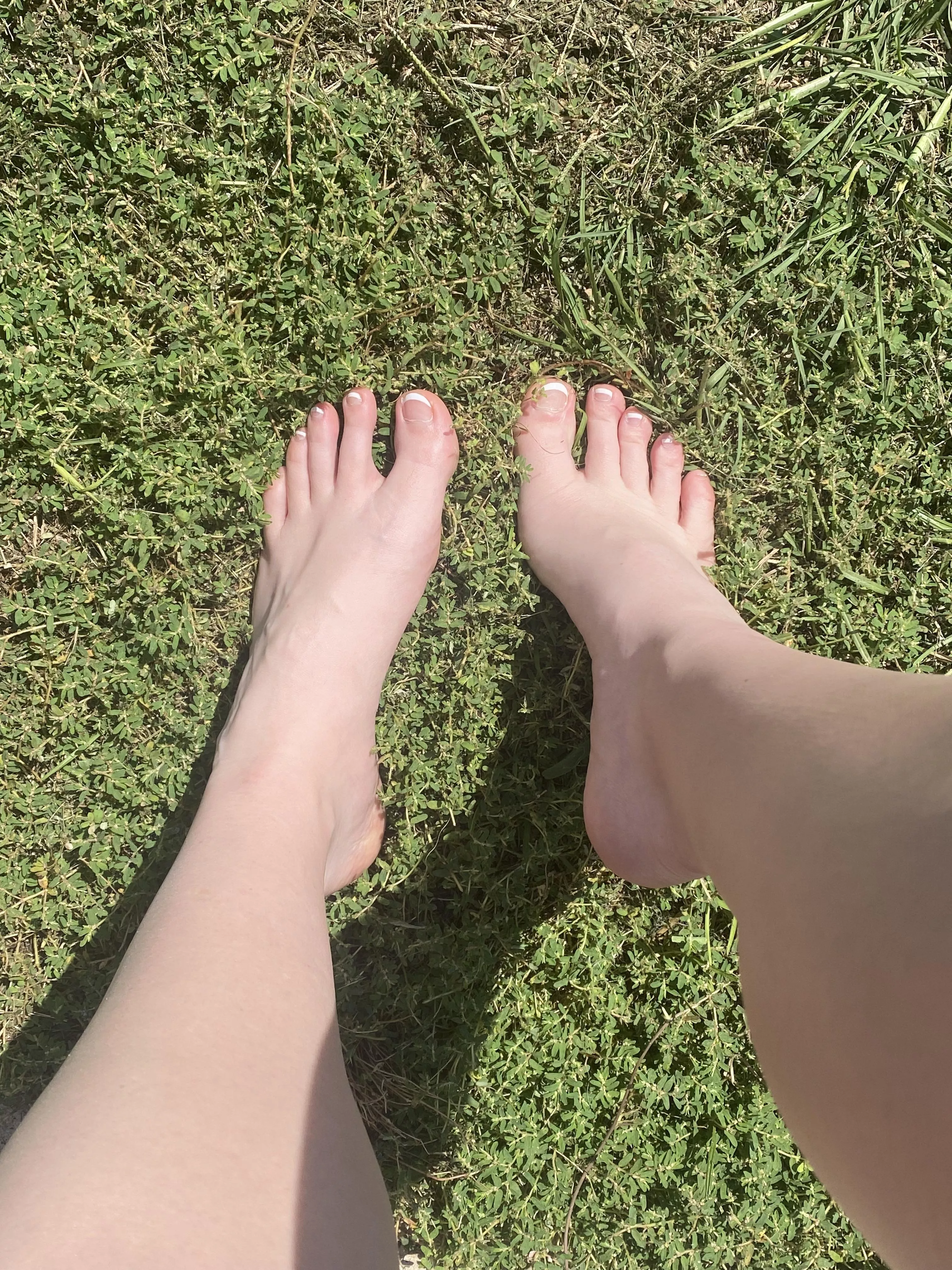 Get on your knees and lick my toes