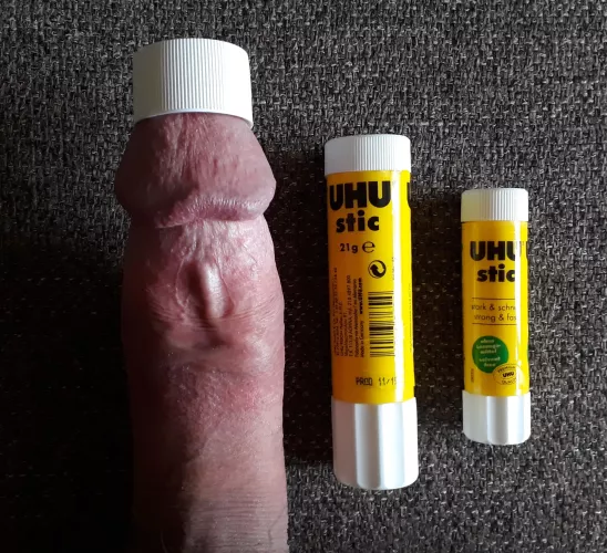 Glue sticks