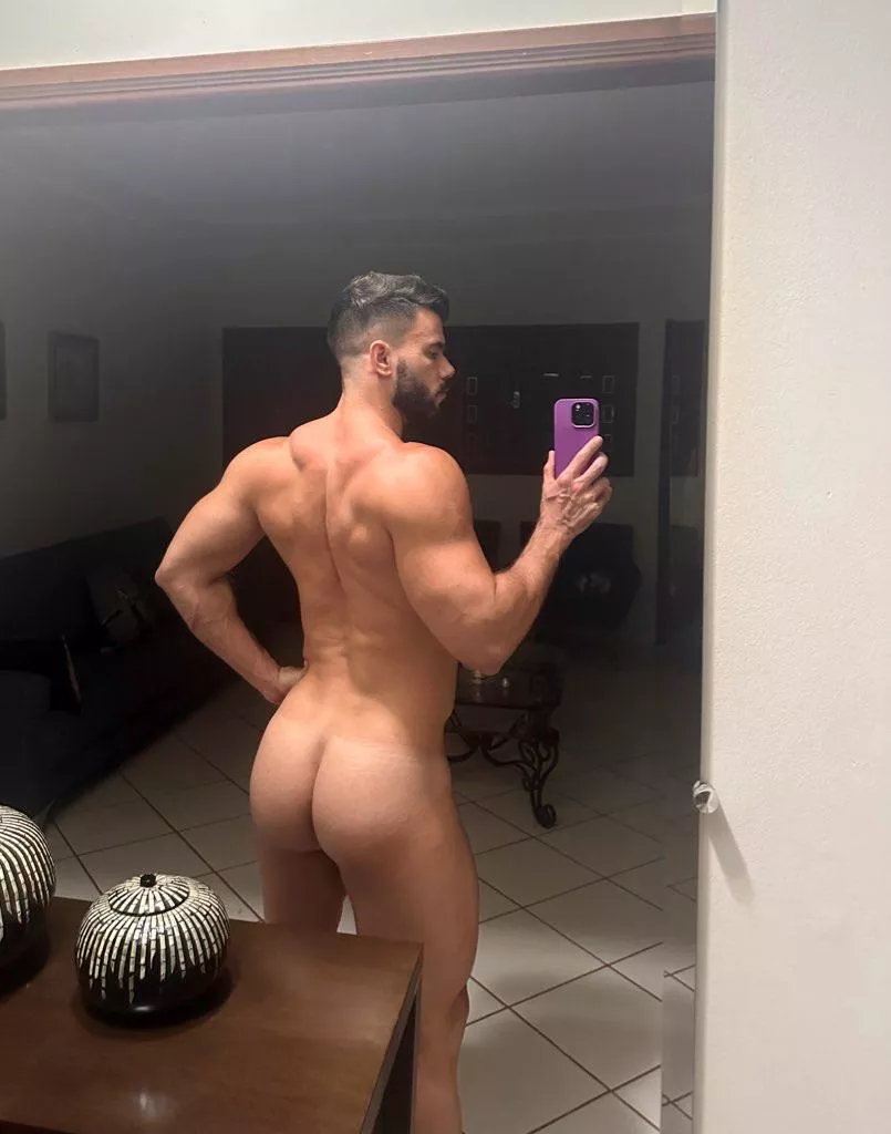 I love the size of this mirror