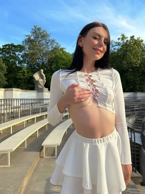 I think I'm kinda pretty so I should fit here 😋😘