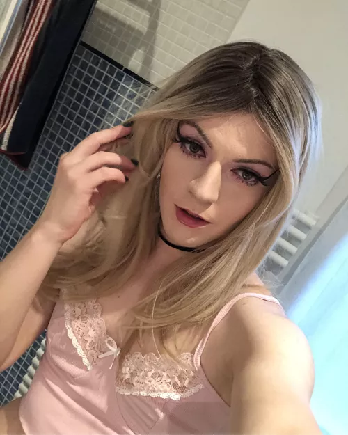 Is this eye makeup too dramatic ?