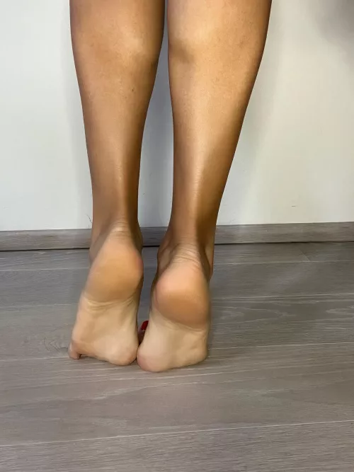 Preparing for full day of heels… Care to join? 😈