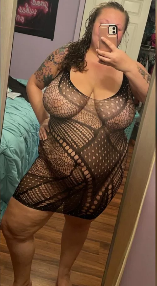 Squeeze me all over 😈