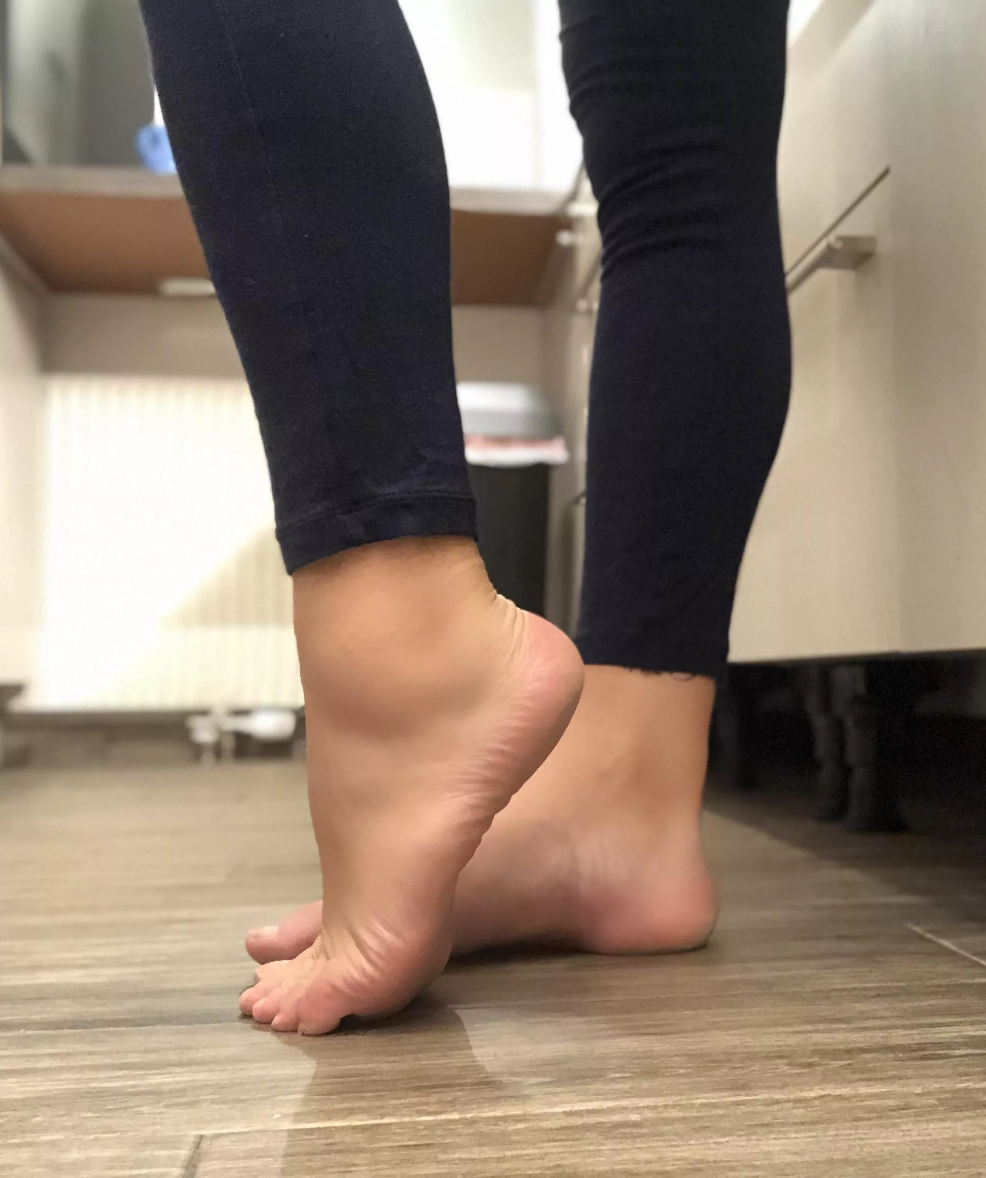 Suck my heel and kiss my feet all day, footboy!