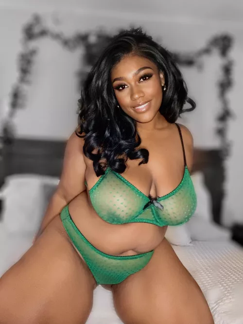 this see through green set makes me feel the sluttiest