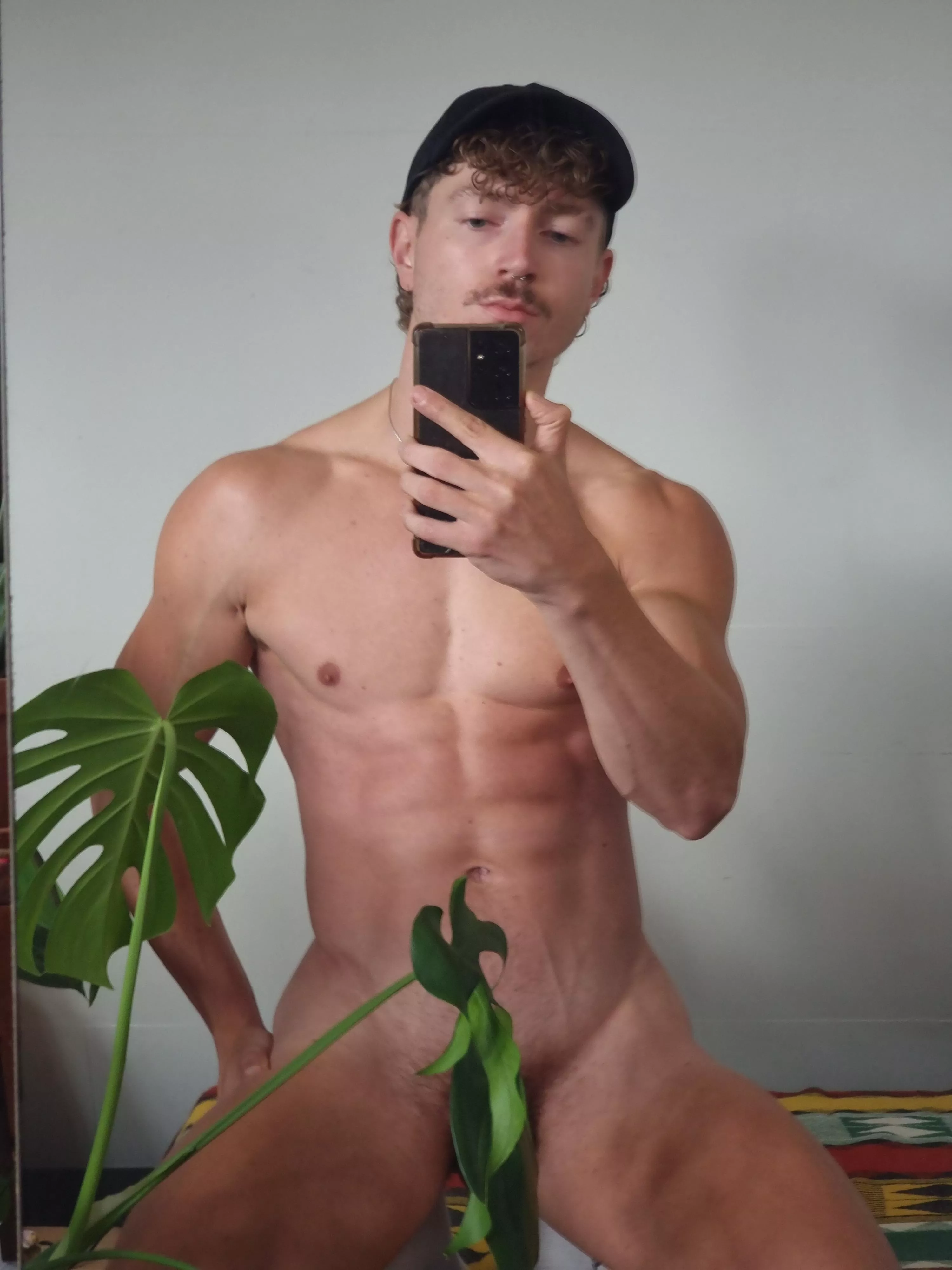 Wanna feel my quads?