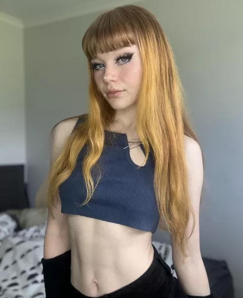 always showing off my tummy