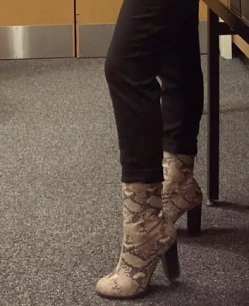 Distracting my professor with these boots
