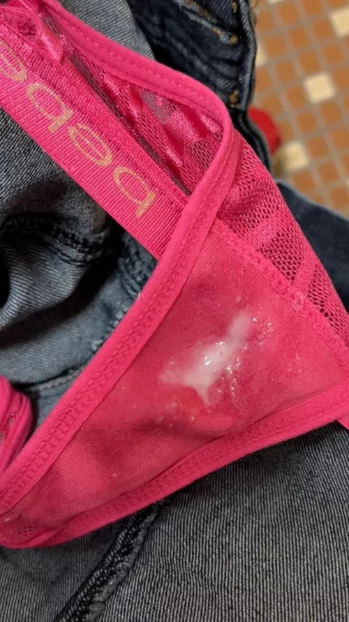 I haven't posted in a while. This is how my monday work panty look like. 🥰