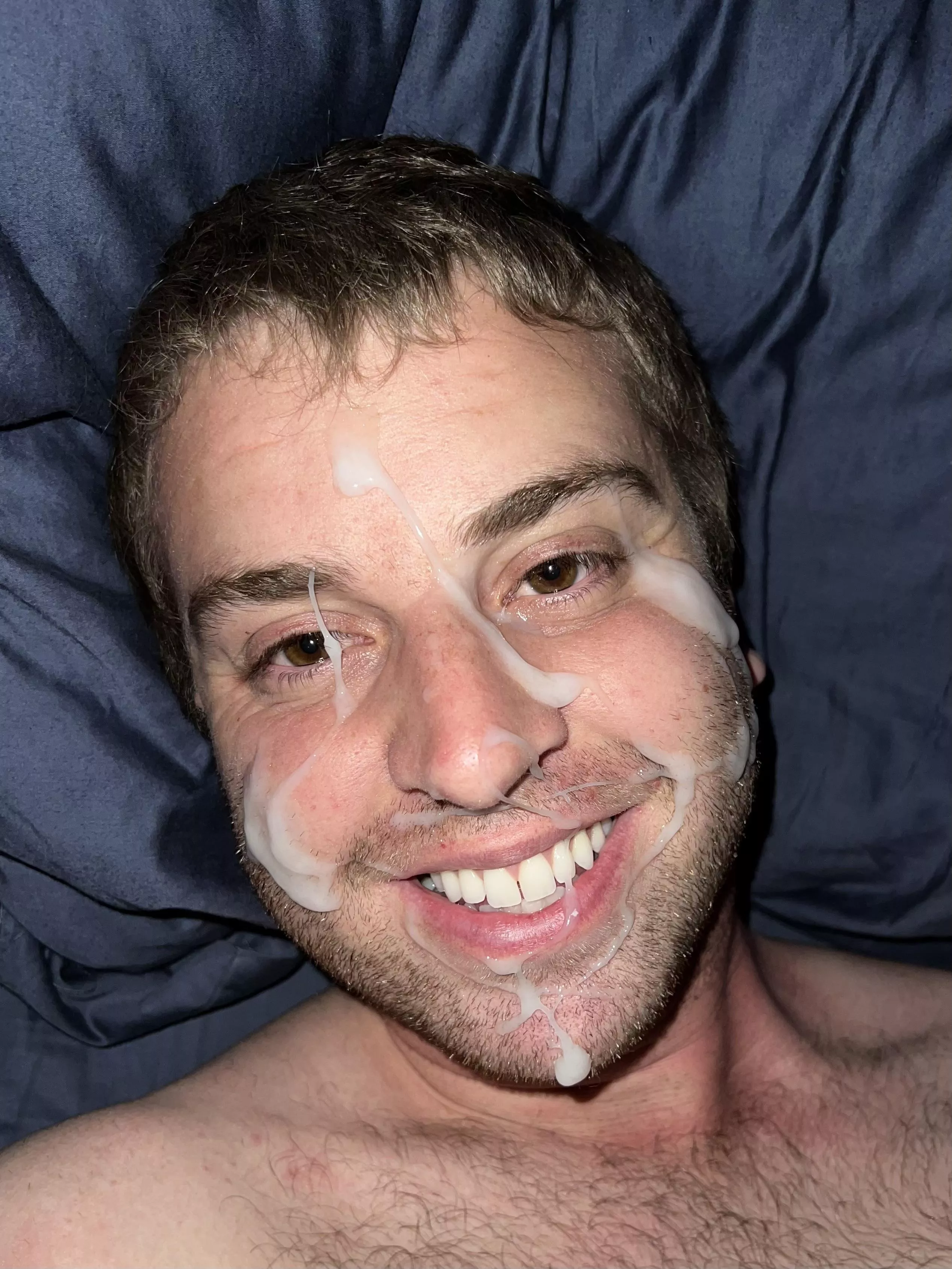 I’m happiest when I have a face full of cum 😋