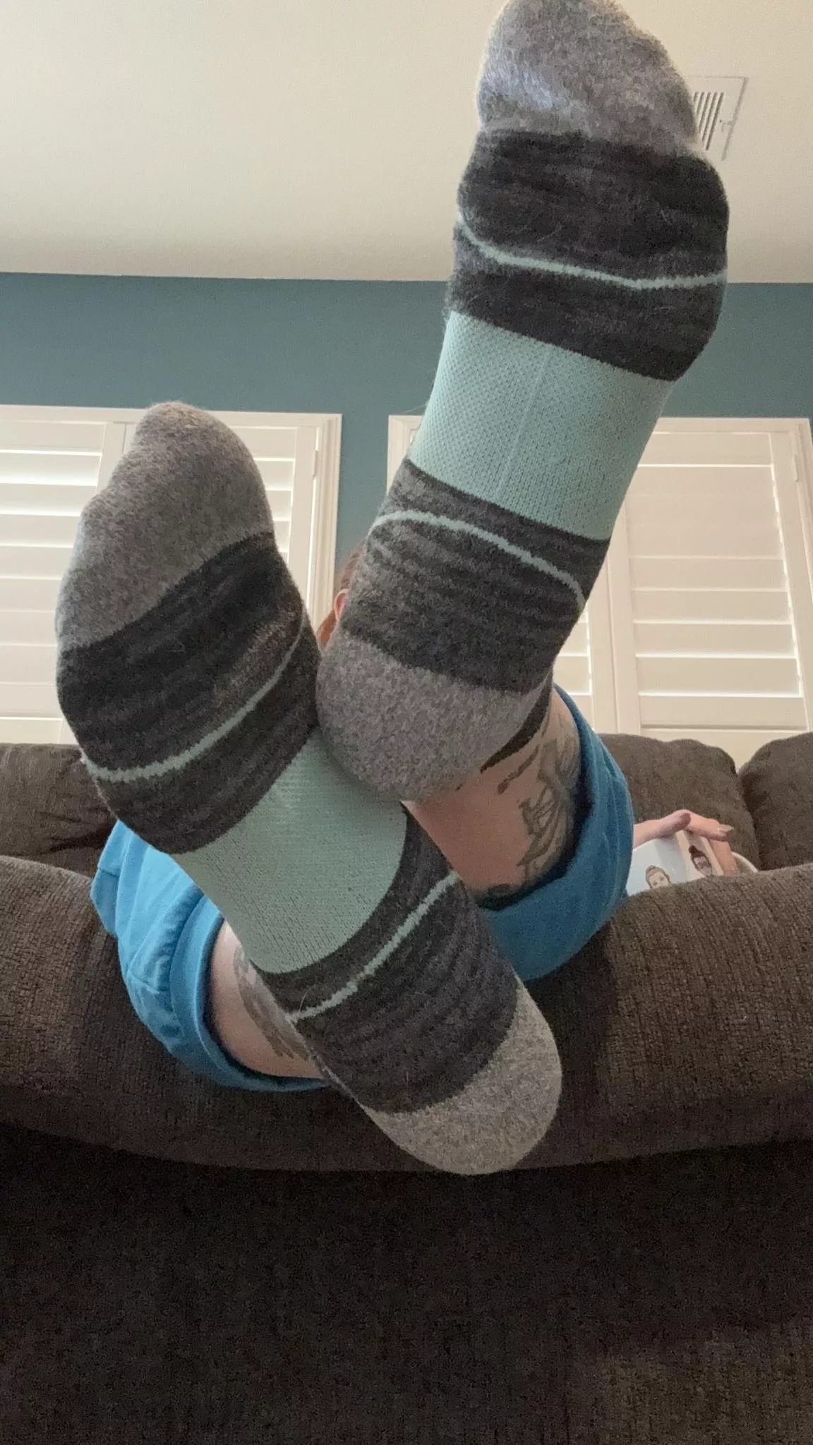 I've been wearing these Puma gym socks for 2 days now... Want to give them a deep sniff? Can wear longer, $10/2 days. [Selling][usa] See pinned posts for info and drawers, then dm to get yours! Starting at $20